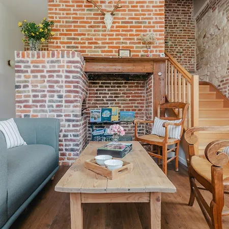 De Charme Dans La Maison Du Gardien D'un Chateau * Saint-Sauveur
